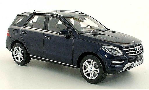 Mercedes Classe M Base 1/18 Minichamps (W166) ML blauw 2011 modelauto