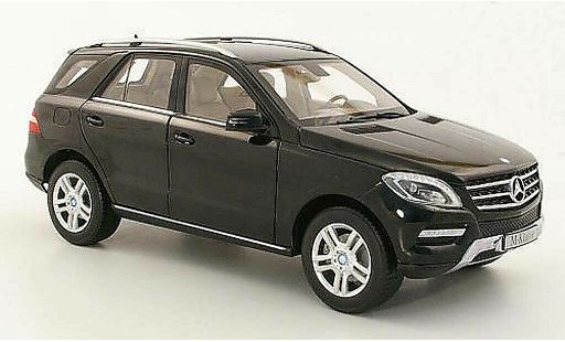 Mercedes Classe M Base 1/18 Minichamps (W166) ML zwart 2011 modelauto