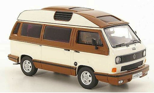 Volkswagen T3 B 1/43 Premium ClassiXXs Dehler-Profi wit/bruin modelauto