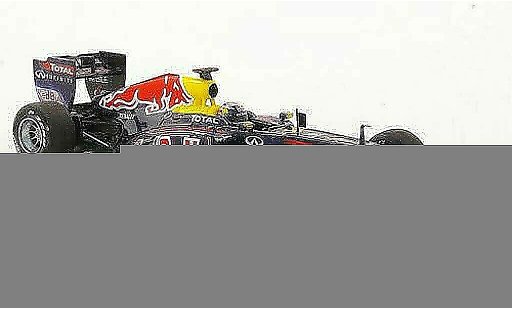 Renault F1 2011 1/43 Minichamps Red Bull RB7 No.1 S.Vettel GP Malaysia modelauto