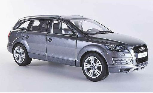 Audi Q7 suv 1/18 Kyosho grijs 2009 modelauto