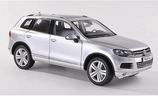Volkswagen Touareg Base 1/43 Kyosho V6 TSI d 2010 modelauto