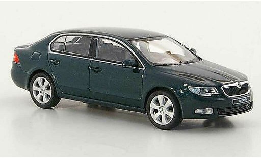 Skoda Superb 2009 1/43 Abrex II groen modelauto