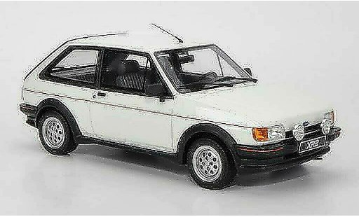 Ford Fiesta XR2 1/18 Ottomobile MkII wit modelauto
