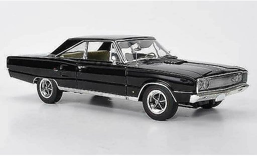 Dodge Coronet 1967 1/18 Highway 61 R/T zwart modelauto