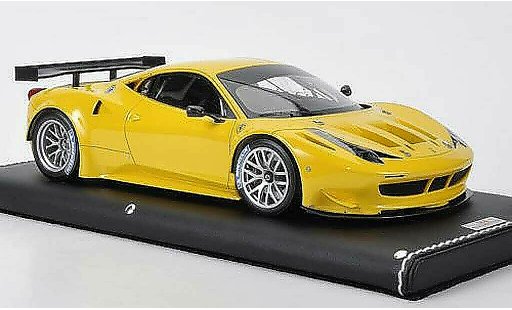 Ferrari 458 Italia GT2 1/18 MR Collection geel modelauto