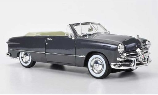 Ford 1949 Cabriolet 1/18 Maisto open grijs modelauto
