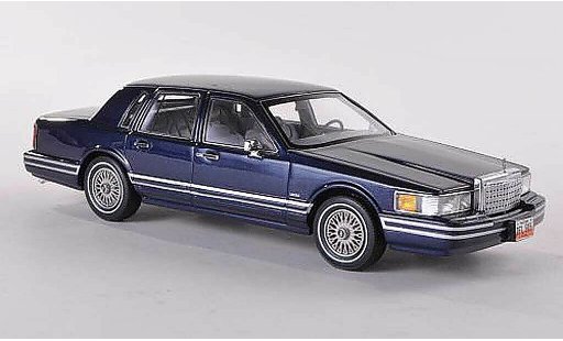 Lincoln Town Car 1990 1/43 Neo blauw modelauto