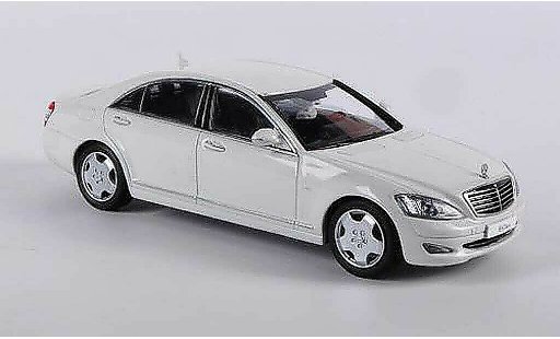 Mercedes Classe S Lang 1/43 Kyosho Langversion (V221) wit modelauto