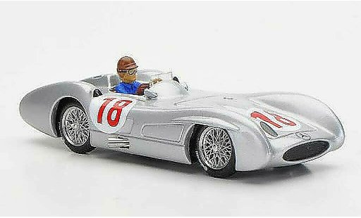 Mercedes W 196 Base 1/43 Brumm C No.18 J.M.Fangio GP Italien 1955 modelauto