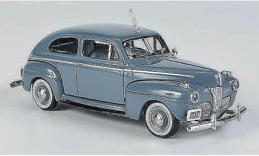 Ford Super Deluxe Berline 1/43 American Heritage Models grijs 1941 modelauto