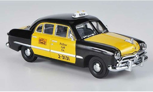 Ford Custom Taxi 1/43 American Heritage Models 4-portes Sedan Yellow Cab Co. zwart/geel modelauto