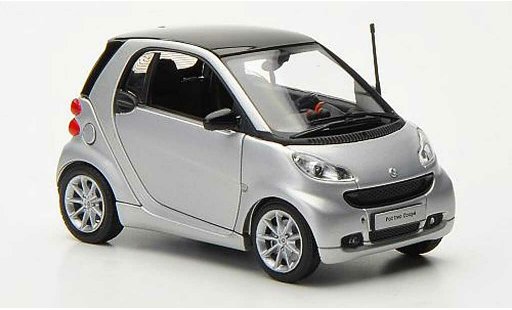 Smart ForTwo Coupe 1/43 Minichamps grijsgrijs/grijs 2010 modelauto