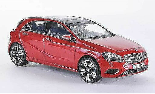 Mercedes Classe A Base 1/43 Schuco (W176) rood 2013 modelauto