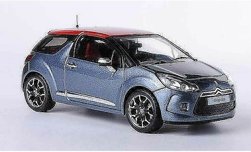 DS Automobiles DS3 Berline 1/43 IXO grijs/rood 2011 modelauto