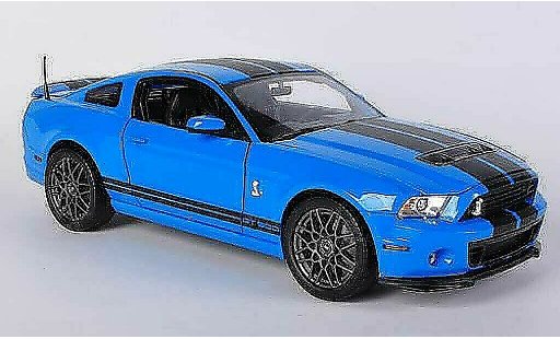 Shelby GT 500 2013 1/18 Shelby Collectibles blauw/matzwart modelauto