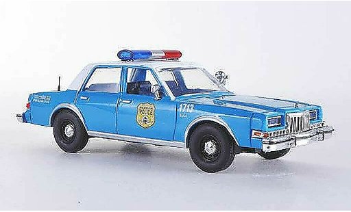 Dodge Diplomat police 1/43 First Response Philadelphia Politie Politie (USA) 1985 modelauto