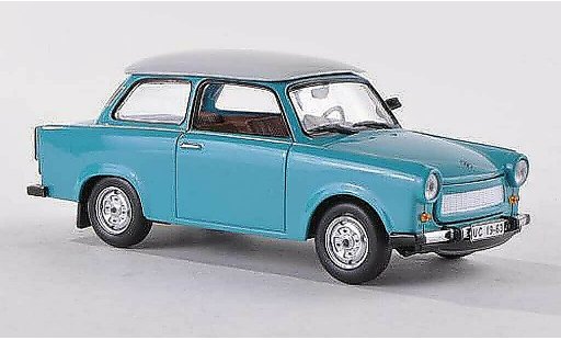 Trabant 601 Base 1/43 IST Models blauw/wit modelauto
