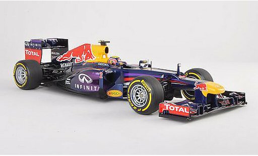 Red Bull F1 2013 1/18 Minichamps RB9 No.2 Presentationsfahrzeug M.Webber modelauto