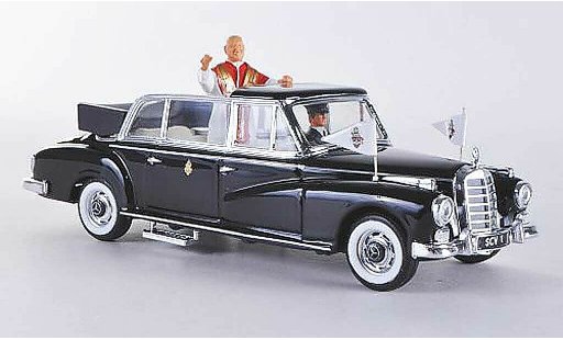 Mercedes 300 Base 1/43 Rio Sedan zwart 1960 modelauto