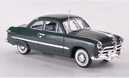 Ford Custom Coupe 1/43 American Heritage Models 2-Door groen met hinteren Kotflugelabdeckungen modelauto