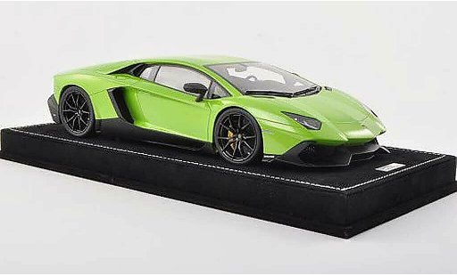 Lamborghini Aventador LP720-4 1/18 MR Collection 50eme Anniversaire groen modelauto