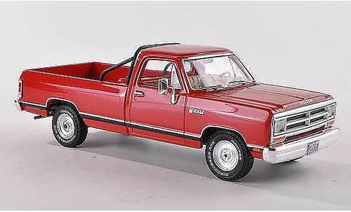 Dodge RAM pickup 1/18 Premium X Pick Up rood 1987 modelauto