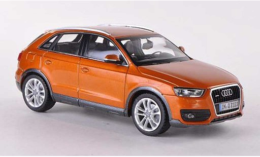 Audi Q3 suv 1/43 Schuco oranje 2011 modelauto