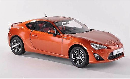 Toyota 86 2012 1/18 Century Dragon GT oranje modelauto
