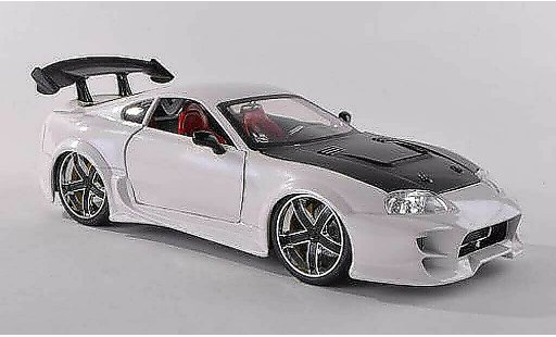 Toyota Supra Base 1/18 Jada Toys wit/carbon modelauto
