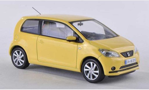 Seat Mii Base 1/43 Seat -geel 2011 modelauto