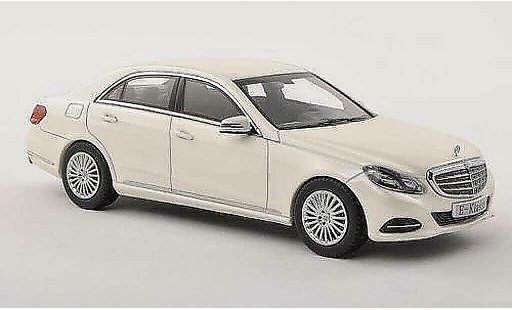 Mercedes Classe E Base 1/43 Kyosho (W212) wit 2013 modelauto