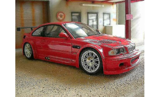 Bmw M3 coupe 1/18 Minichamps GTR E46 rood modelauto