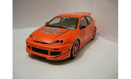 Ford Focus RS 1/18 Hot Wheels wings west modelauto