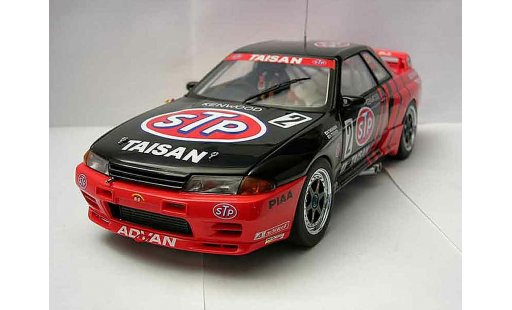 Nissan Skyline R32 1/18 Autoart gt-r group a 1993 stp taisan gt-r #2 team kunimitsu modelauto