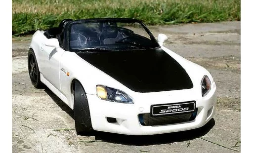 Honda S2000 Base 1/18 Autoart wit preparation turbo modelauto