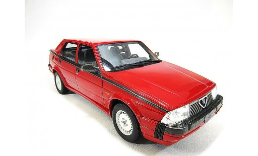 Alfa Romeo 75 3.0 v6 1/18 Laudoracing Models LM087 rood modelauto