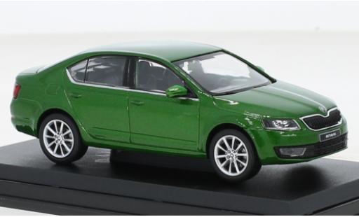 Modelauto Skoda Octavia Base III metallic groen 2012 1/43 Abrex