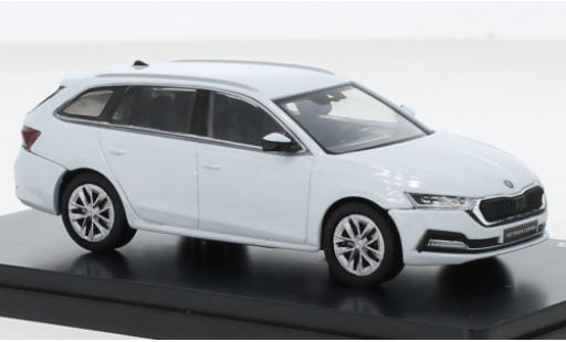 Modelauto Skoda Octavia Combi IV metallic wit 2020 1/43 Abrex