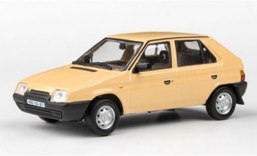 Modelauto Skoda Favorit 136L beige RHD 1988 1/43 Abrex