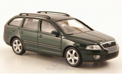 Modelauto Skoda Octavia Combi metallic groen 2004 1/43 Abrex
