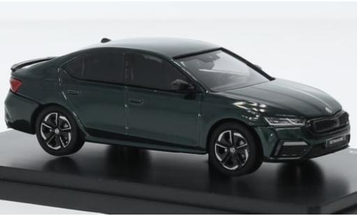 Modelauto Skoda Octavia RS IV metallic groen 2020 1/43 Abrex
