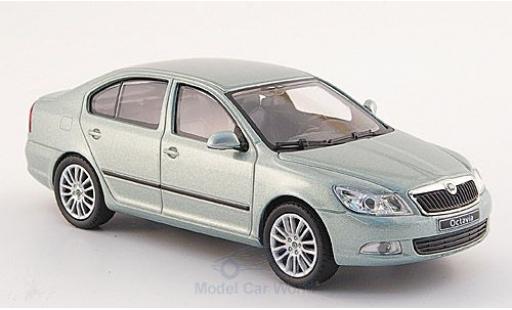 Modelauto Skoda Octavia Base metallic groen 2008 zonder Vitrine 1/43 Abrex