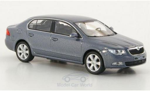 Modelauto Skoda Superb Base II metallic grijs 1/43 Abrex