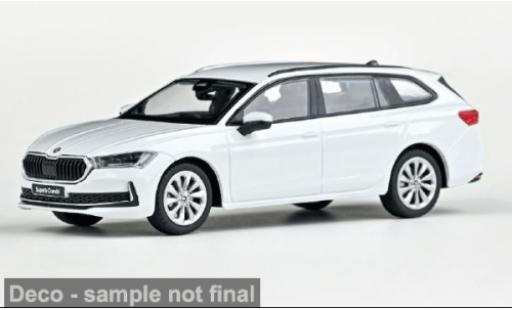 Modelauto Skoda Superb Base IV wit 2023 1/43 Abrex