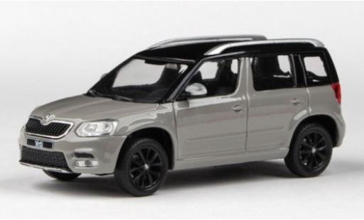 Modelauto Skoda Yeti FL grijs/zwart 2013 1/43 Abrex