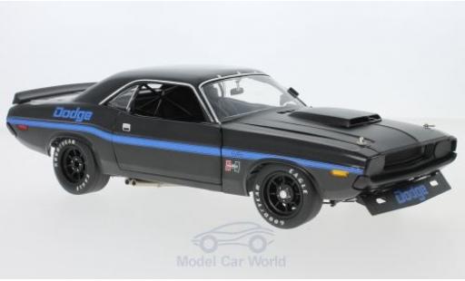 Modelauto Dodge Challenger Coupe Trans Am Street Version zwart/blauw 1970 1/18 ACME