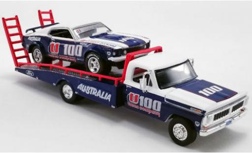 Modelauto Ford F-350 Ramp Truck Union Company U100 1970 met 1969 Trans Am Mustang en Auffahrrampen Alan Moffat Racing 1/64 ACME