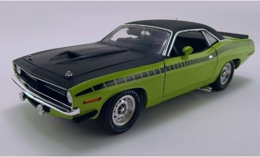 Modelauto Plymouth Barracuda AAR groen/mat-zwart 1970 met Vinyldak 1/18 ACME