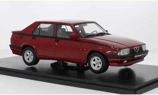 Modelauto Alfa Romeo 75 berline rood Triple 9 Coll 1/18 Triple 9 Collection